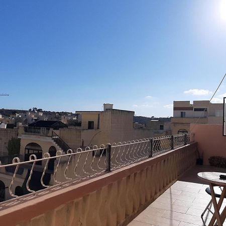 Tal-Marga B&B Qala Exterior photo