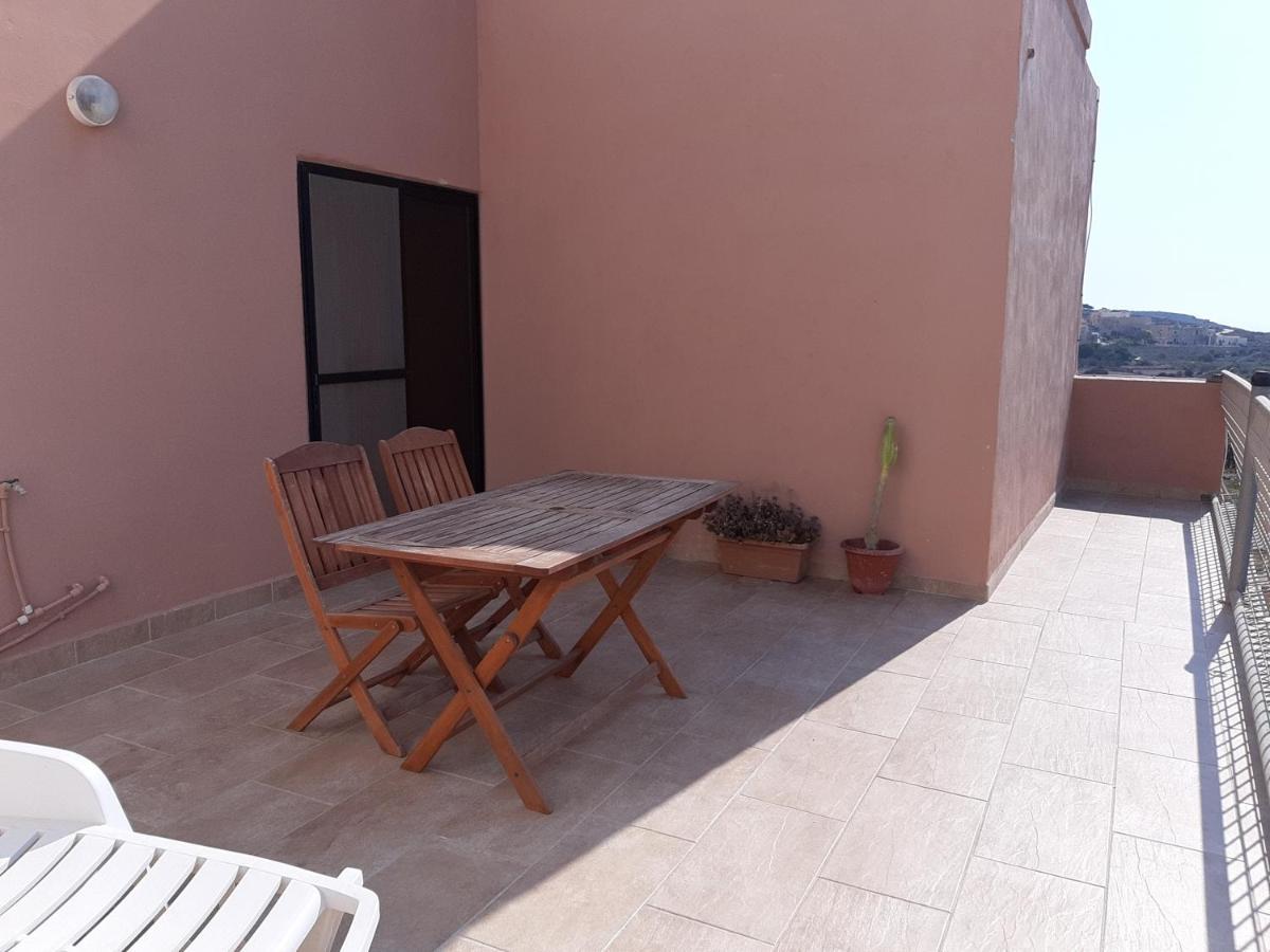 Tal-Marga B&B Qala Exterior photo