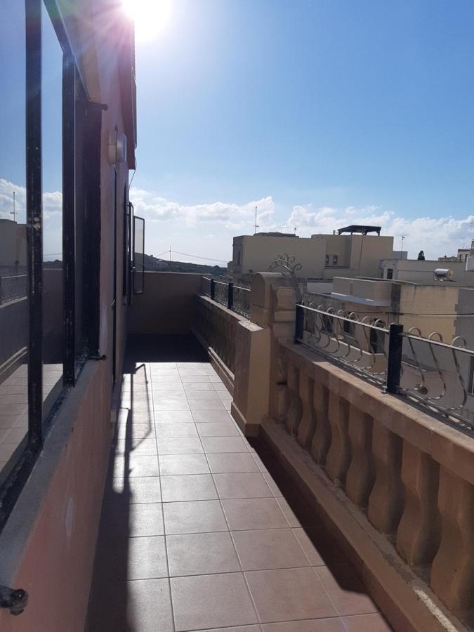 Tal-Marga B&B Qala Exterior photo
